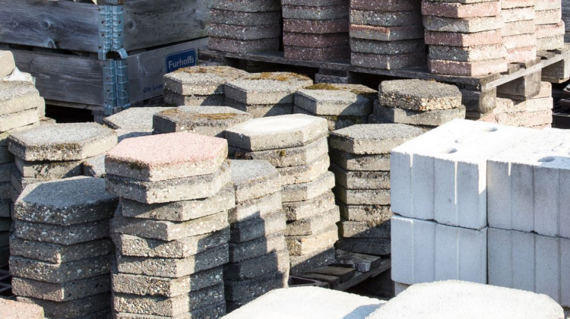 Materiały budowlane tanieją czy drożeją